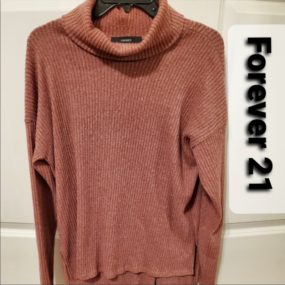 Forever 21 Lightweight Sweater Size Large
